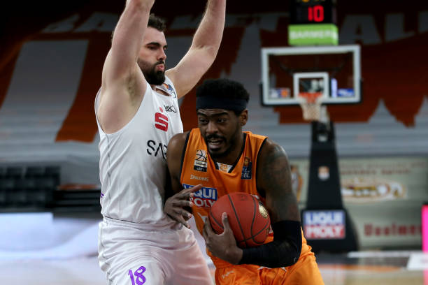 他可能在寻 他可能在寻